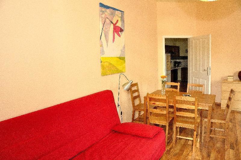Neustadt-Fewo-Zentral-Guenstig-L6 Dresden Bagian luar foto